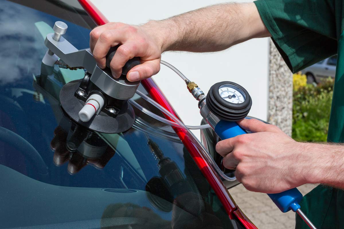 Auto Windscreen Services - Logo