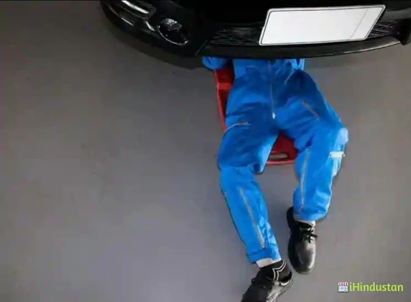 Auto World - Logo