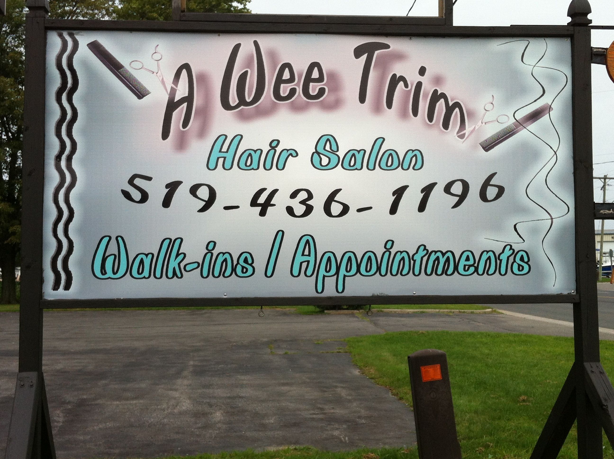 A Wee Trim - Logo