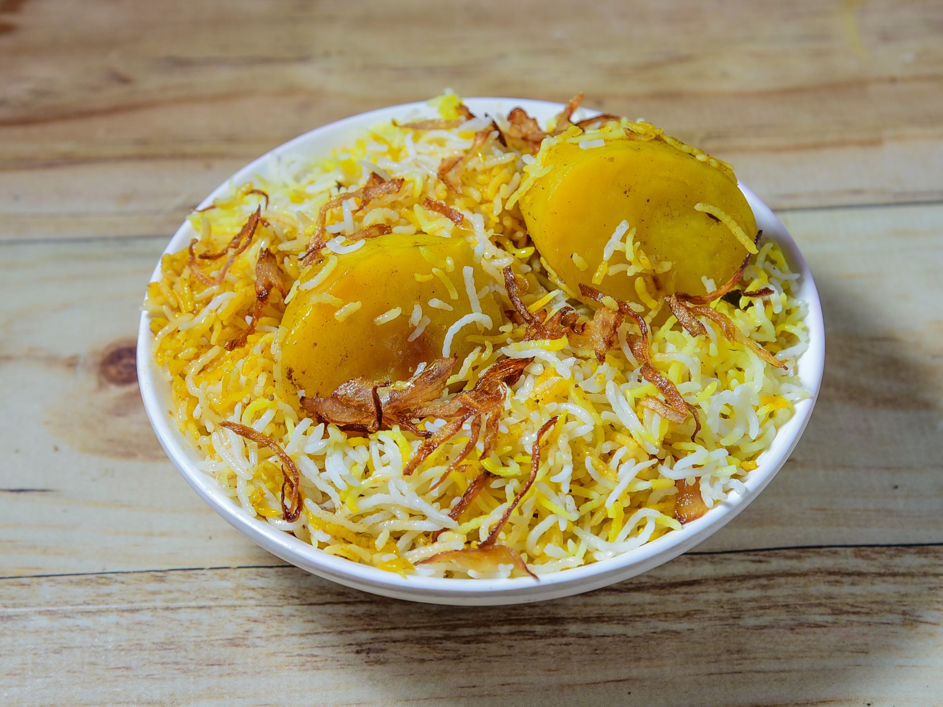 B2 BIRYANI HOUSE - Logo
