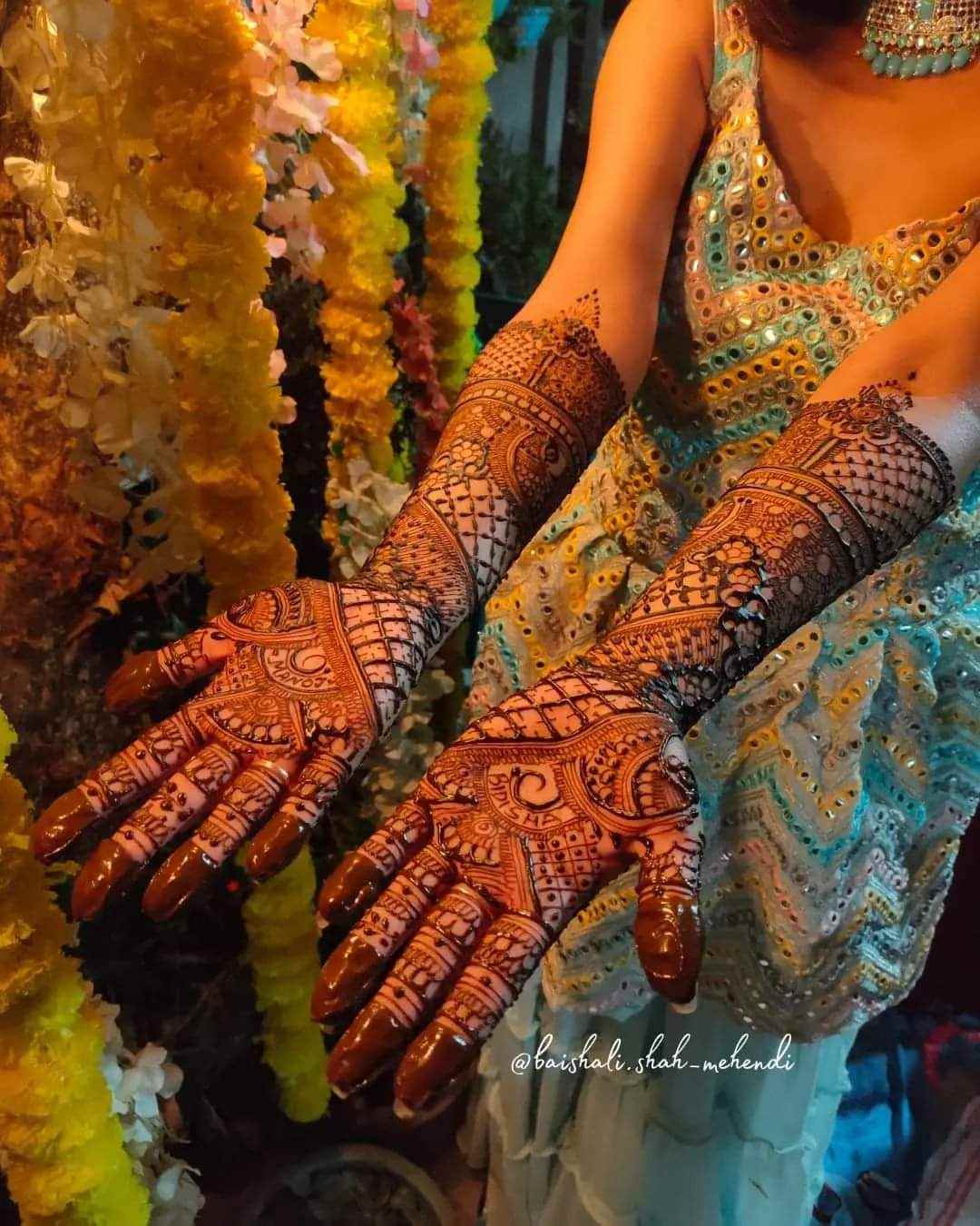 Baishalis Mehendi - Cover photo