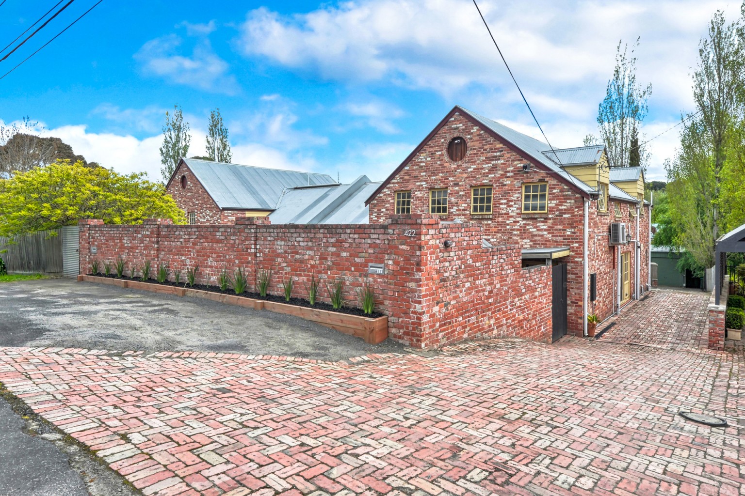 Ballarat Real Estate - Cover photo