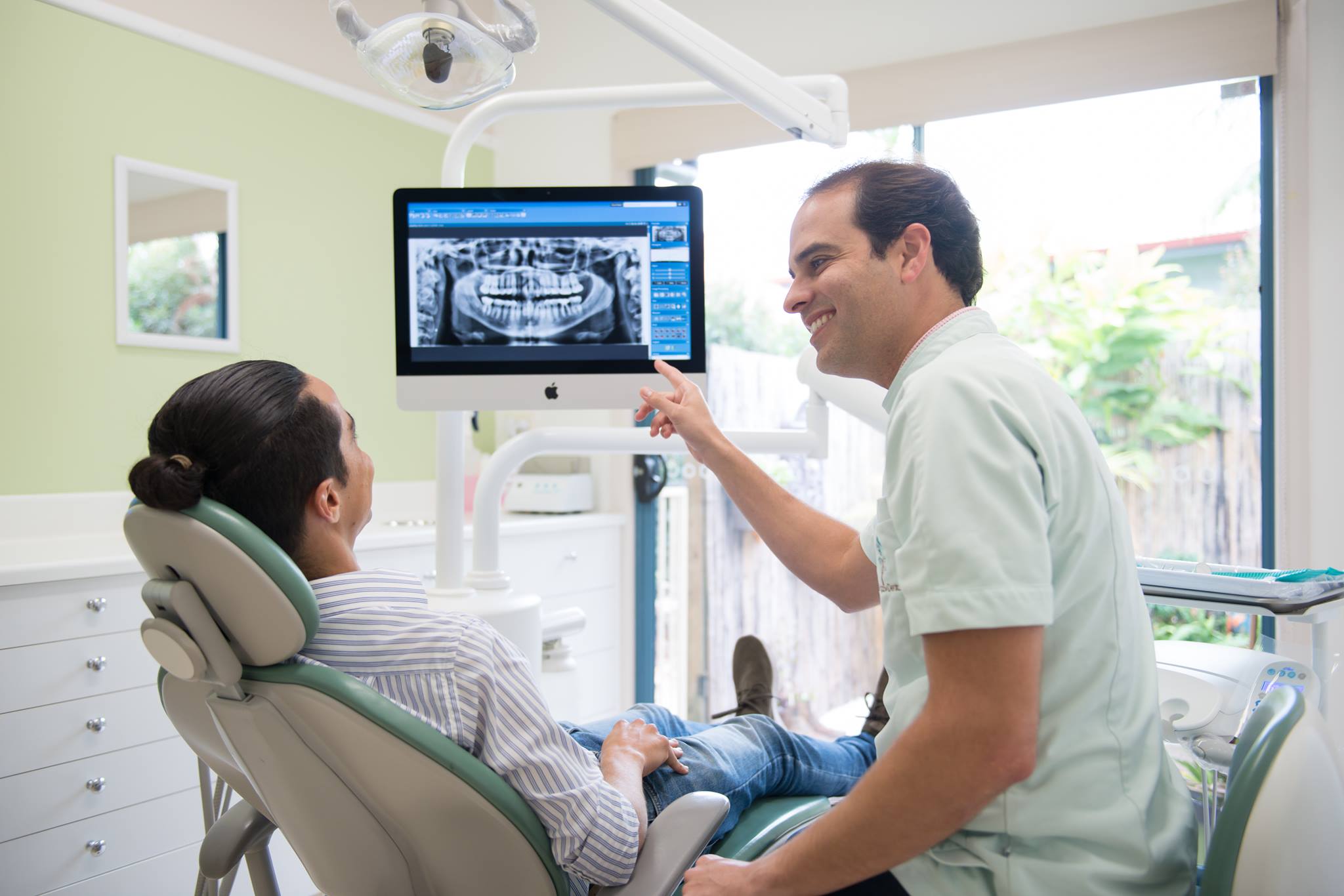 Bangalow Dental - Logo