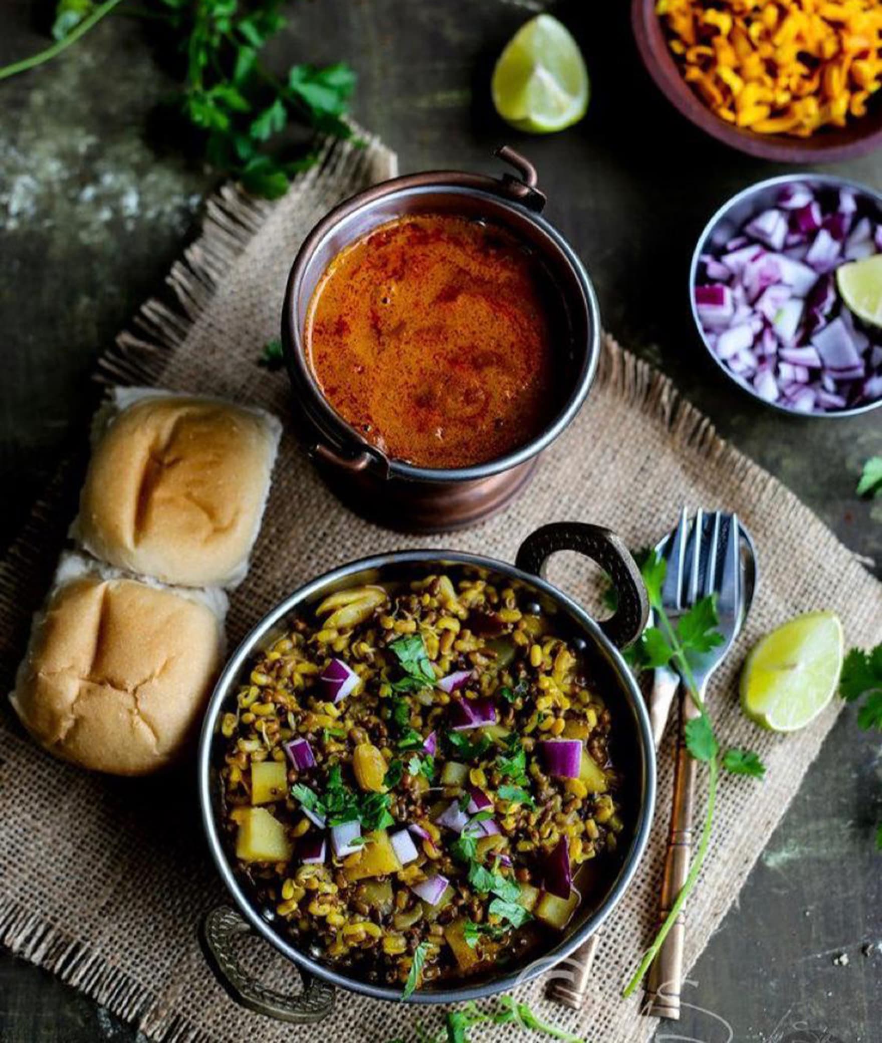 Barbeque Misal - Logo