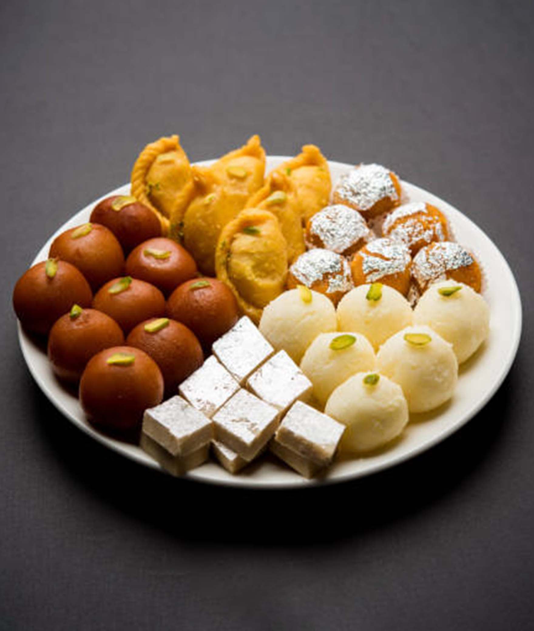 Barfiz the sweet store - Logo