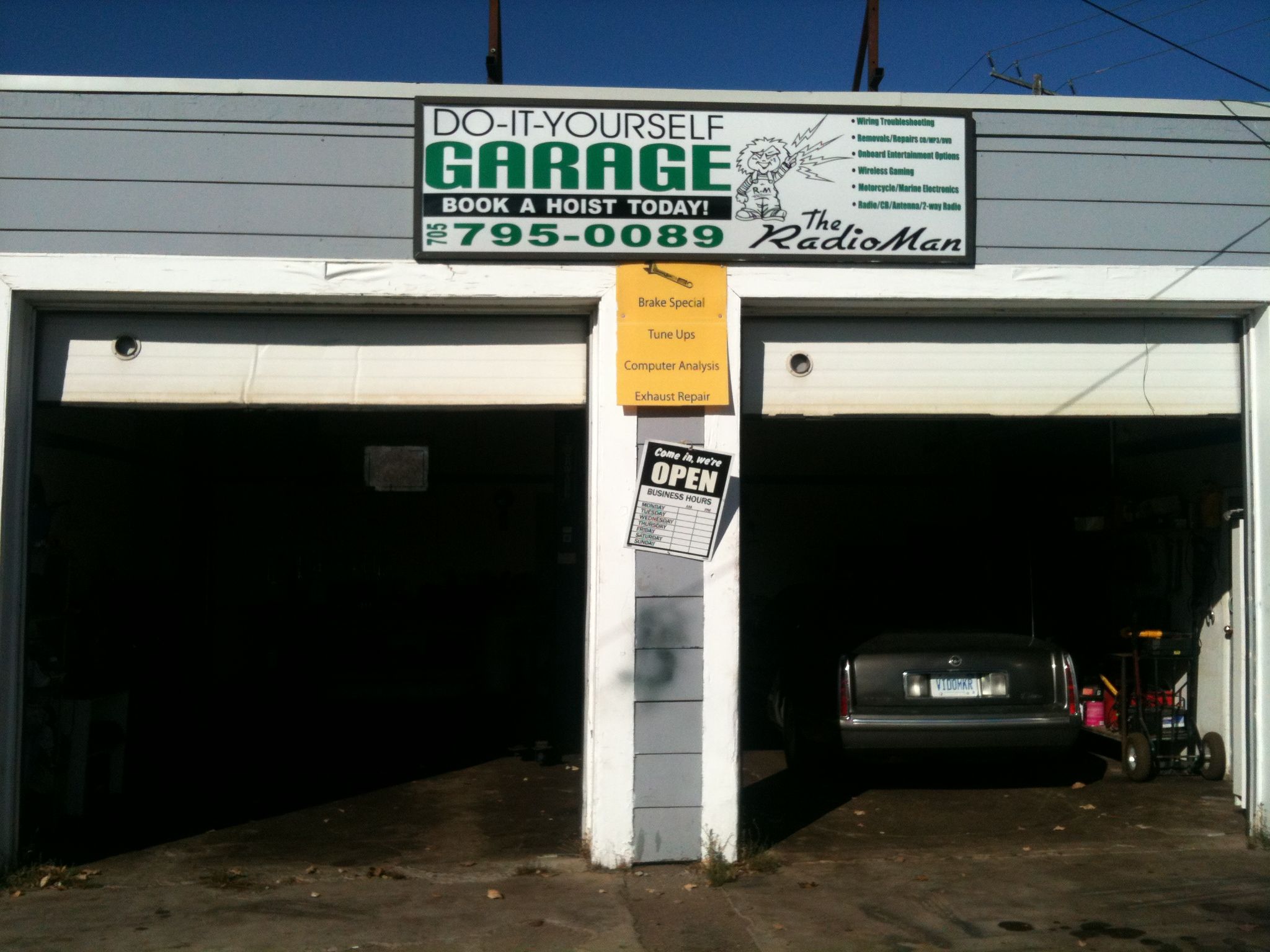 Barrie Do It Yourself Garage - Cover photo