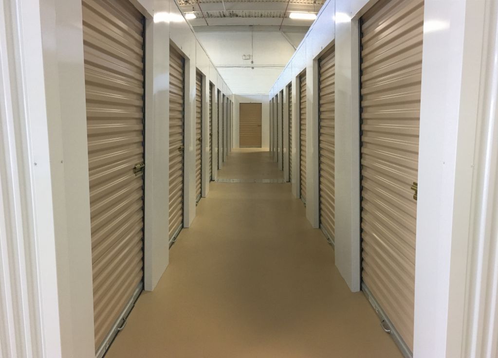 Barrie Heated Storage - Logo