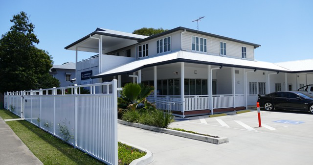 Barrier Reef Medical Centre - Logo