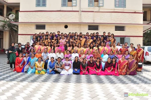 BCM College for Women - Logo