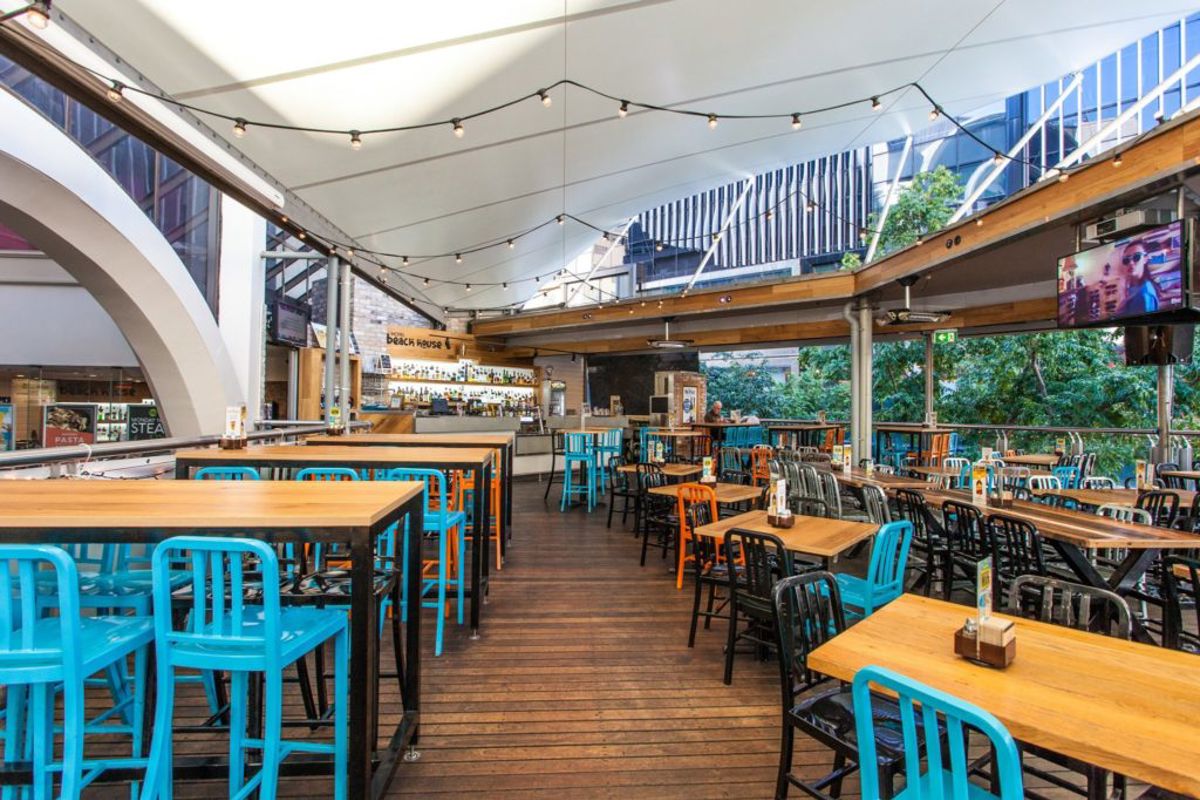 Beach House Bar & Grill Brisbane - Logo