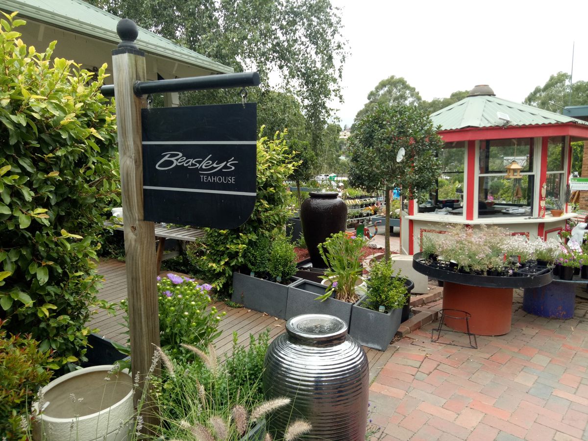 Beasley's Teahouse - Logo