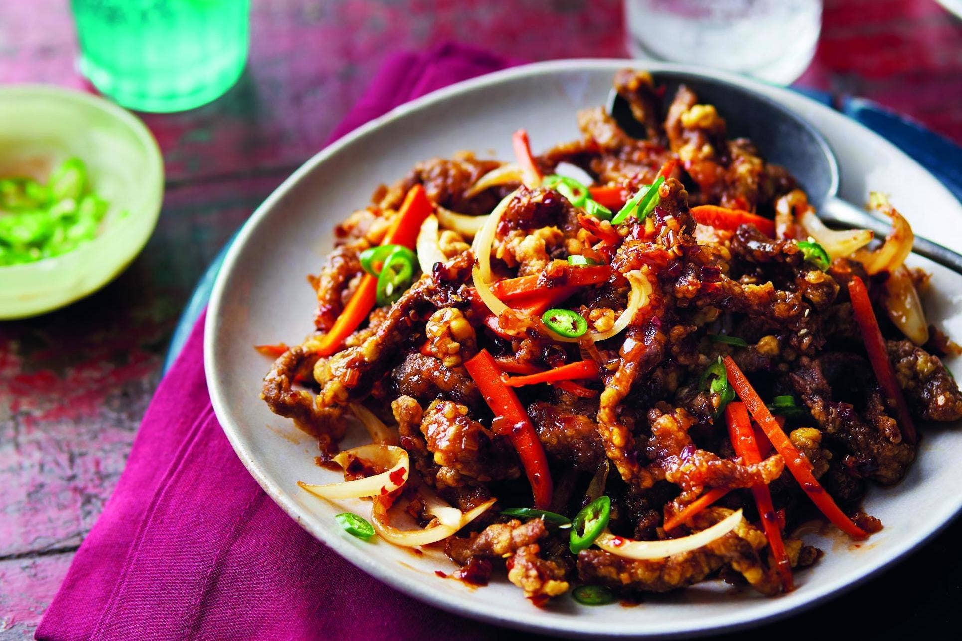 Beef mahal - Logo