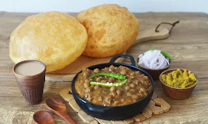Beeji De Chole Bhature - Logo