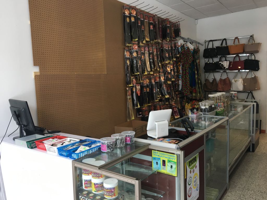 Belle Africaine Coiffure &a; Beauté - Logo