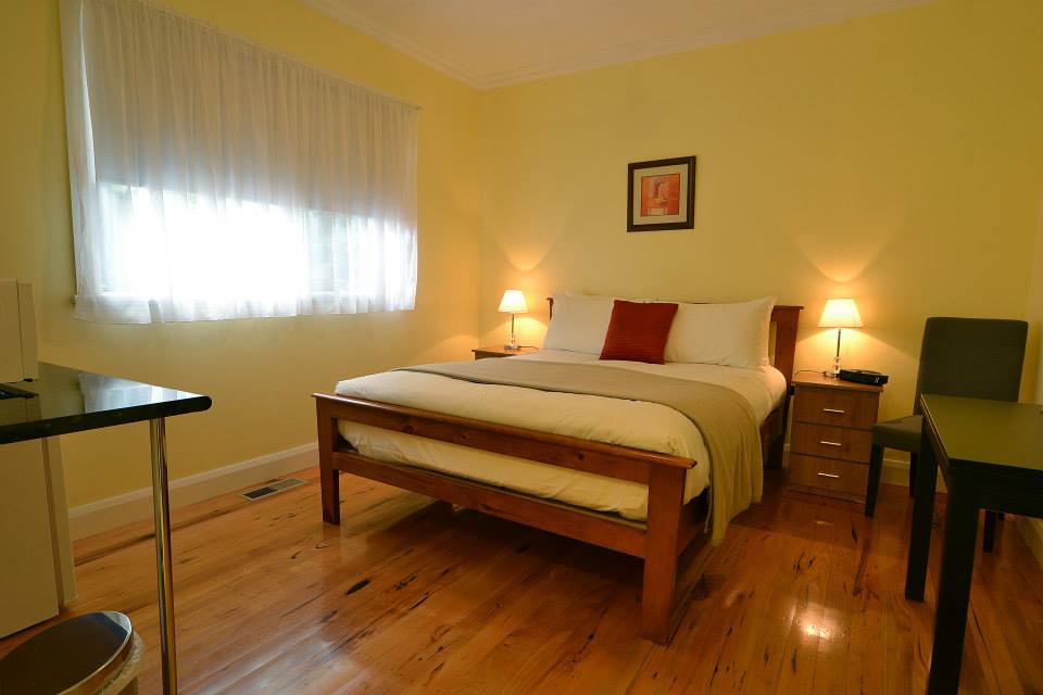 Bendigo Guesthouse - Logo