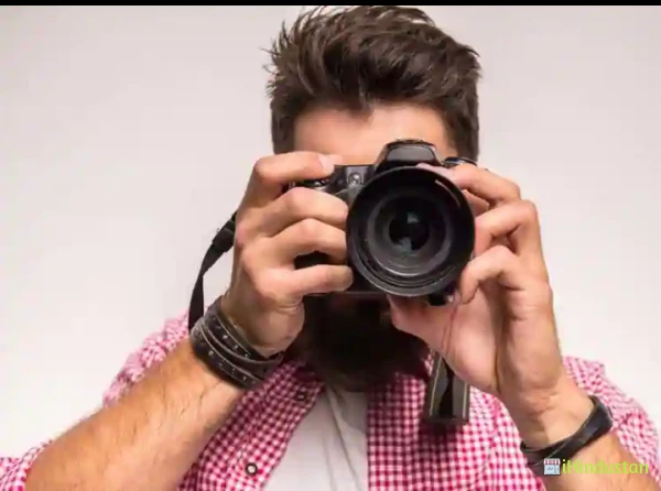 Best Wedding Candid Photographer - Logo