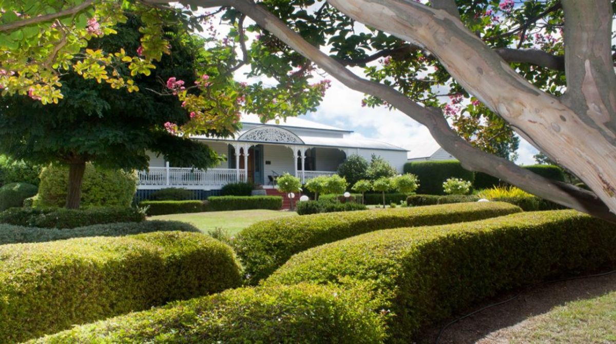 Beverley Vineyard Restaurant at Whiskey Gully Wines - Logo
