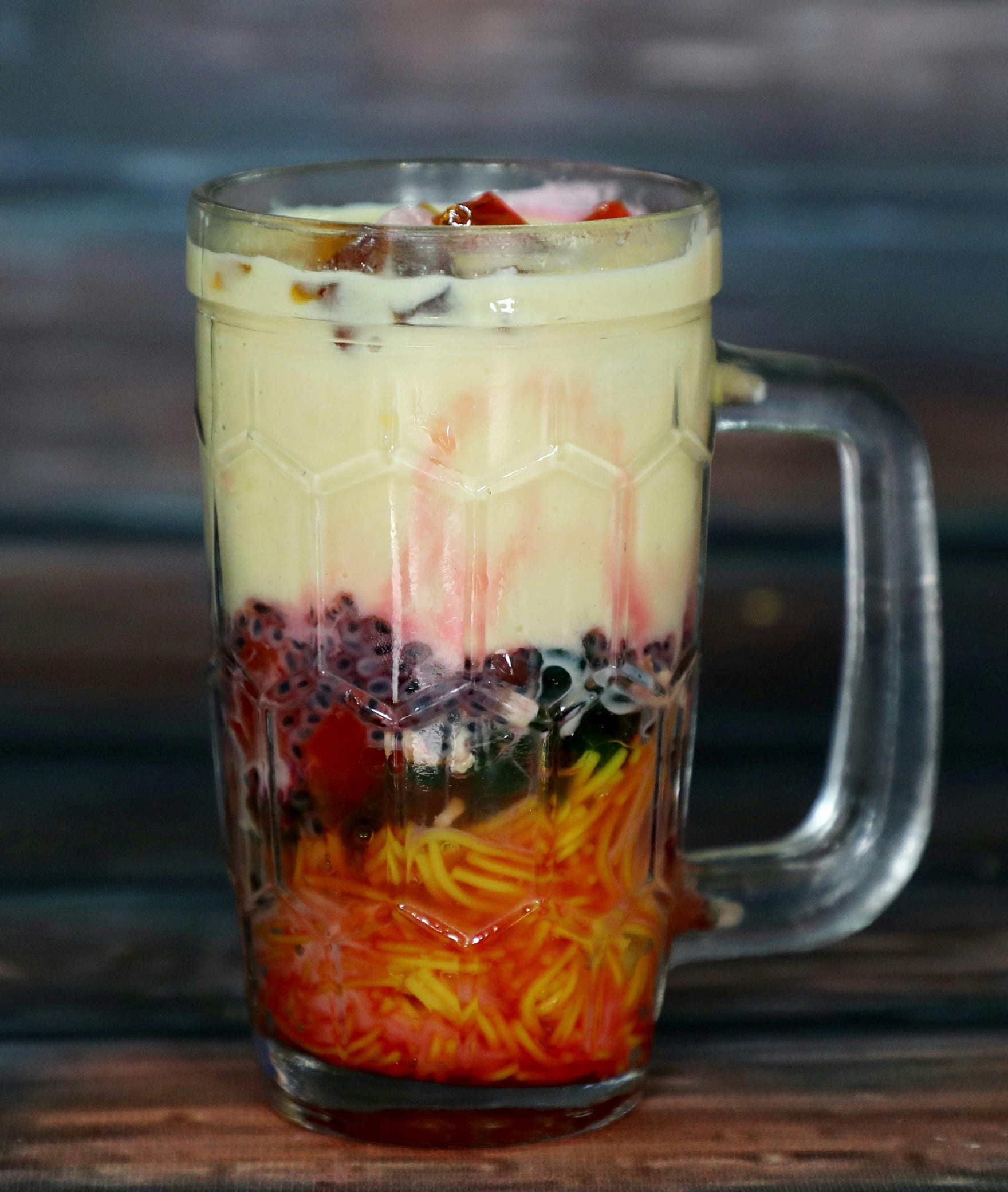 Bezawada vari falooda - Logo