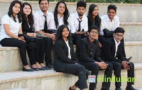 Bhalchandra Institute : Best DMLT - Logo