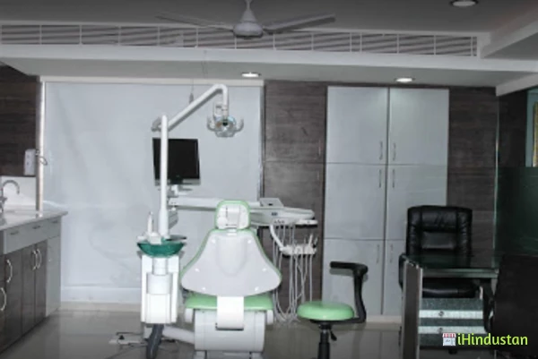 Bhalla Dental Clinic - Logo