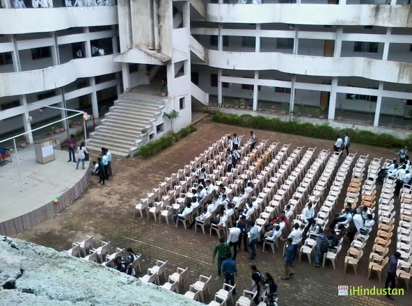 Bharti College Of Engineering & Technology - Logo