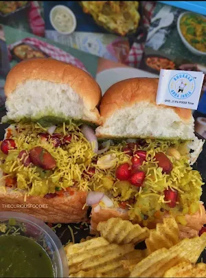 Bhukkad's Kitchen - Logo