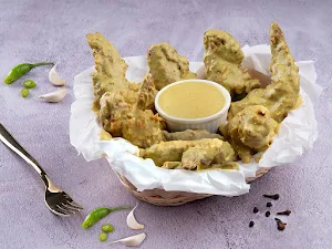Bigguy's Wingery - Cover photo