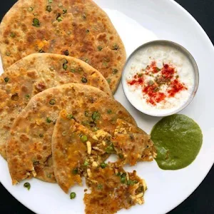 Bijnori Paratha - Logo