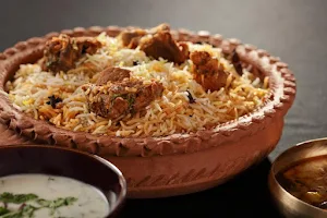 Bijnor Ki Mashoor Chicken Biryaani - Cover photo
