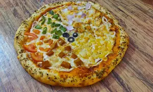 Bikaneri Pizza corner - Logo