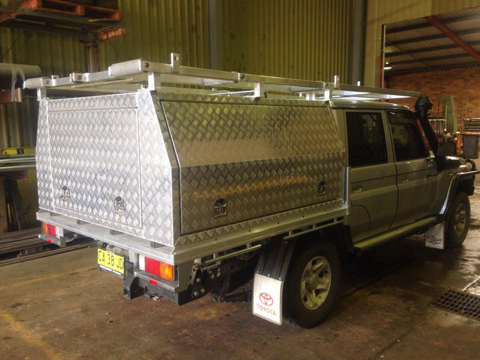 Blackbutt Engineering and Hydraulink�Port Macquarie - Logo