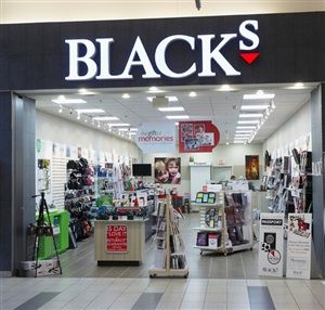 Black&s;s Photography - Logo