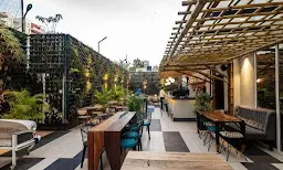 Black Velvet Bar - Icon Premier Hotel - Cover photo