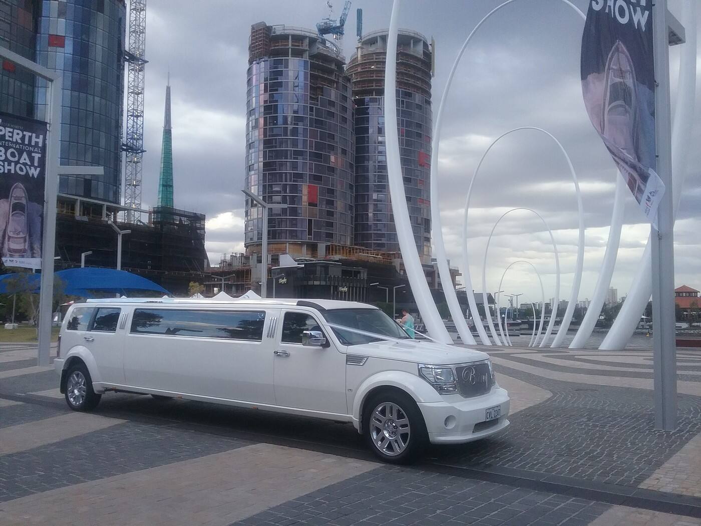 Bling Limousines - Logo