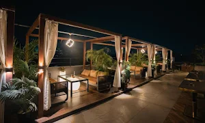 BLOC - The Community Rooftop Bar - Cover photo