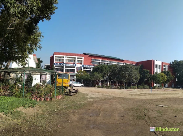 Blossoms Senior Secondary School - Logo