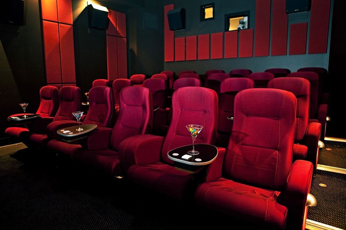 Blue Room Cinebar - Logo