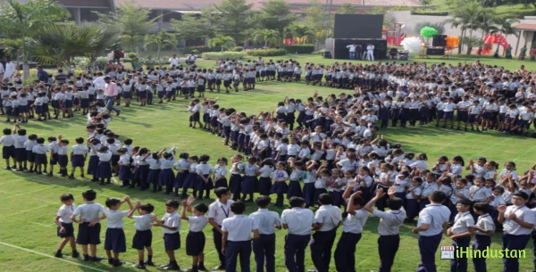 B N Virani High School - Logo