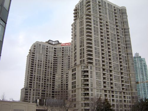 Bombay Suites - Logo