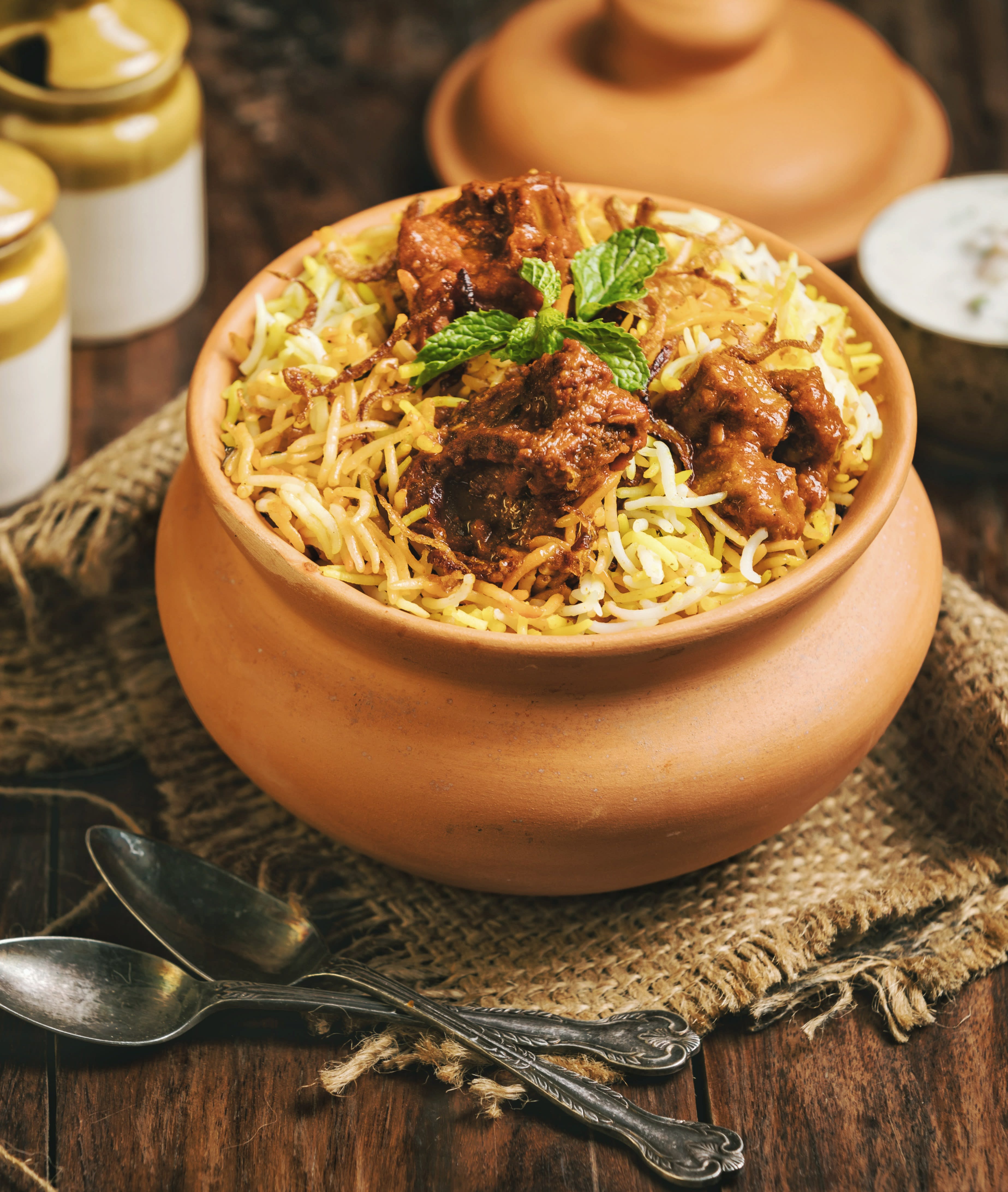Bombay Sultaani Biryani House - Logo
