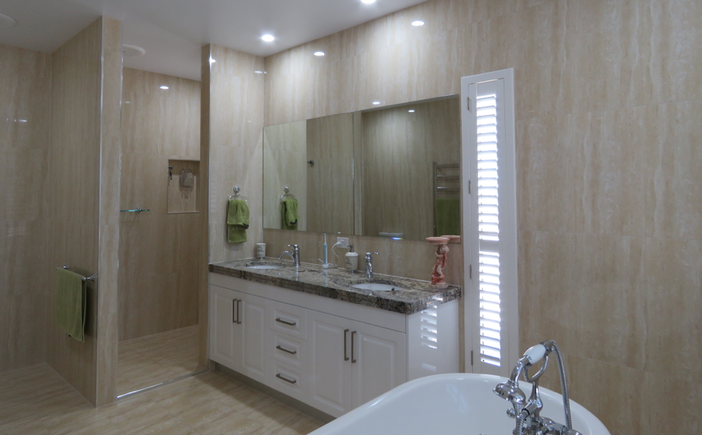 Bonaventura Phillip–Builder - Logo