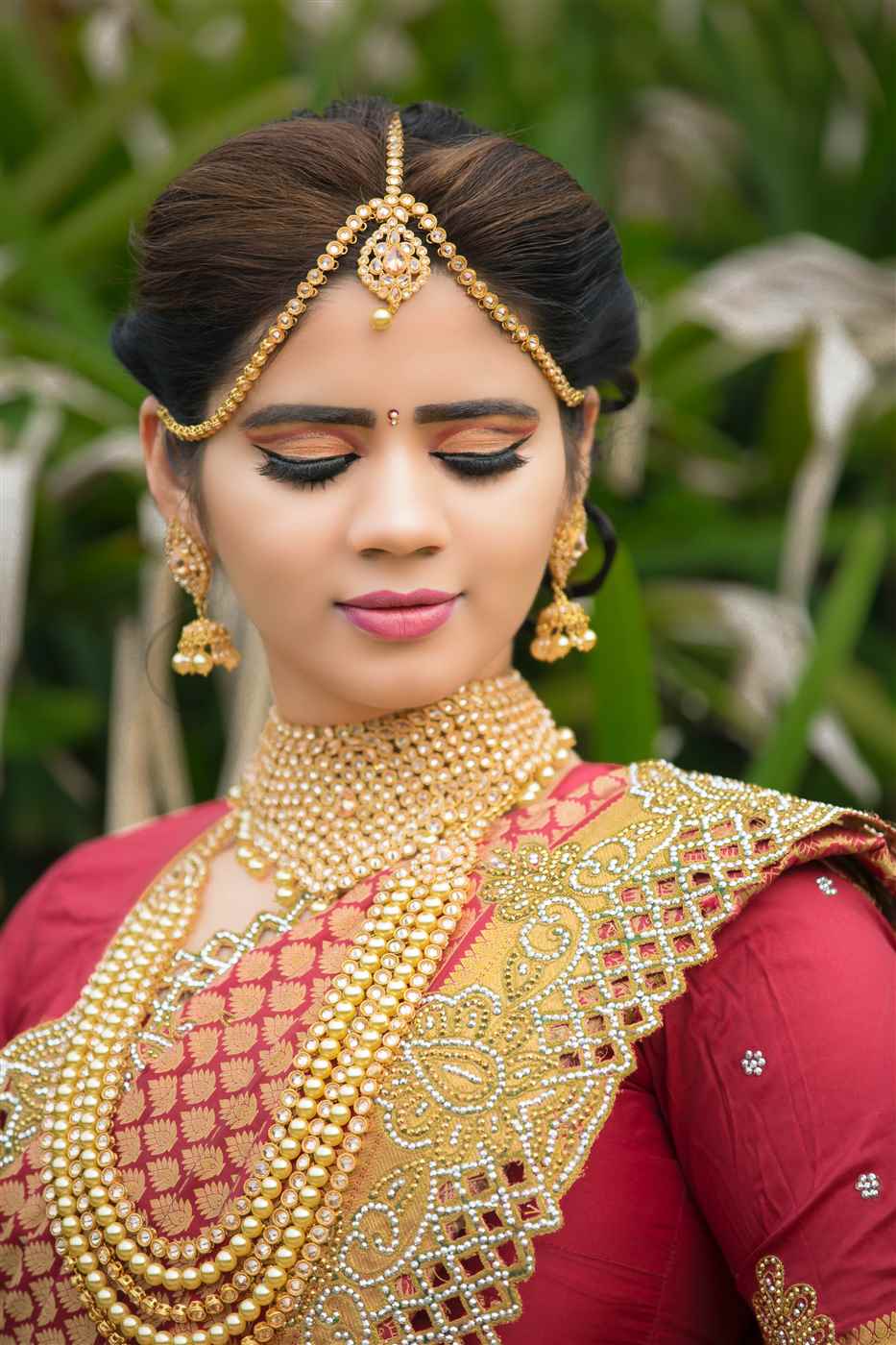 Booking Myna - Cover photo