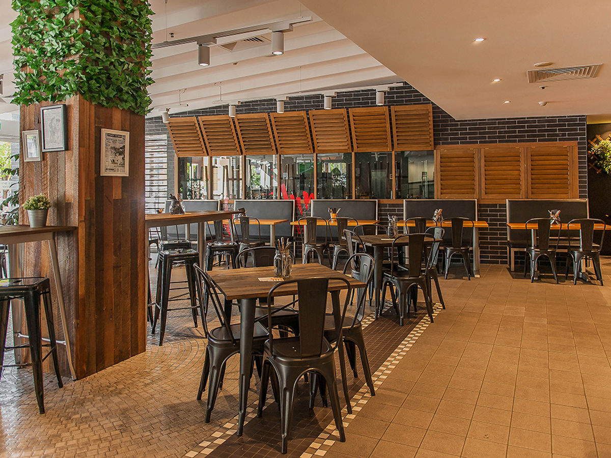 Boulevard Brasserie @ Novotel Sydney Olympic Park - Logo