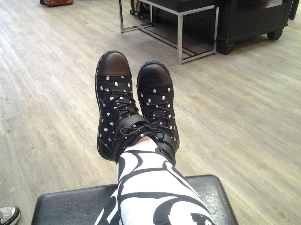 Boutique Pied D&s;Poule - Logo