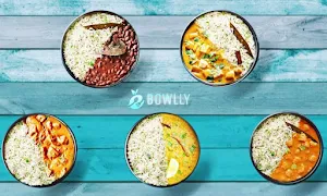 BOWLLY - Logo