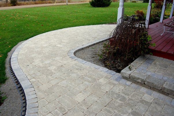 Bradford Lawn Maintenance - Logo