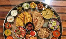 Brahm Bhoj Thali - Logo