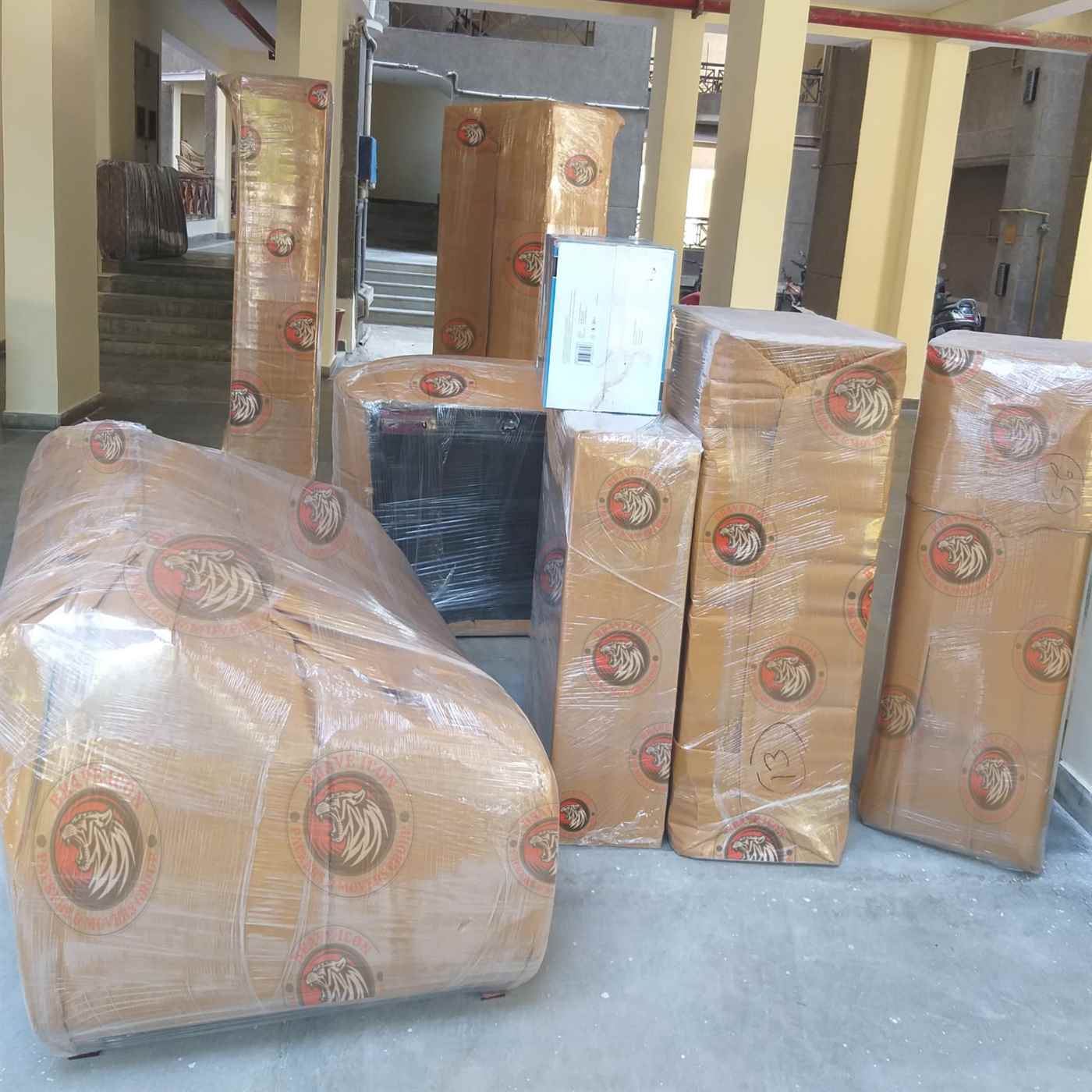 Brave Icon Packers And Movers - Cover photo