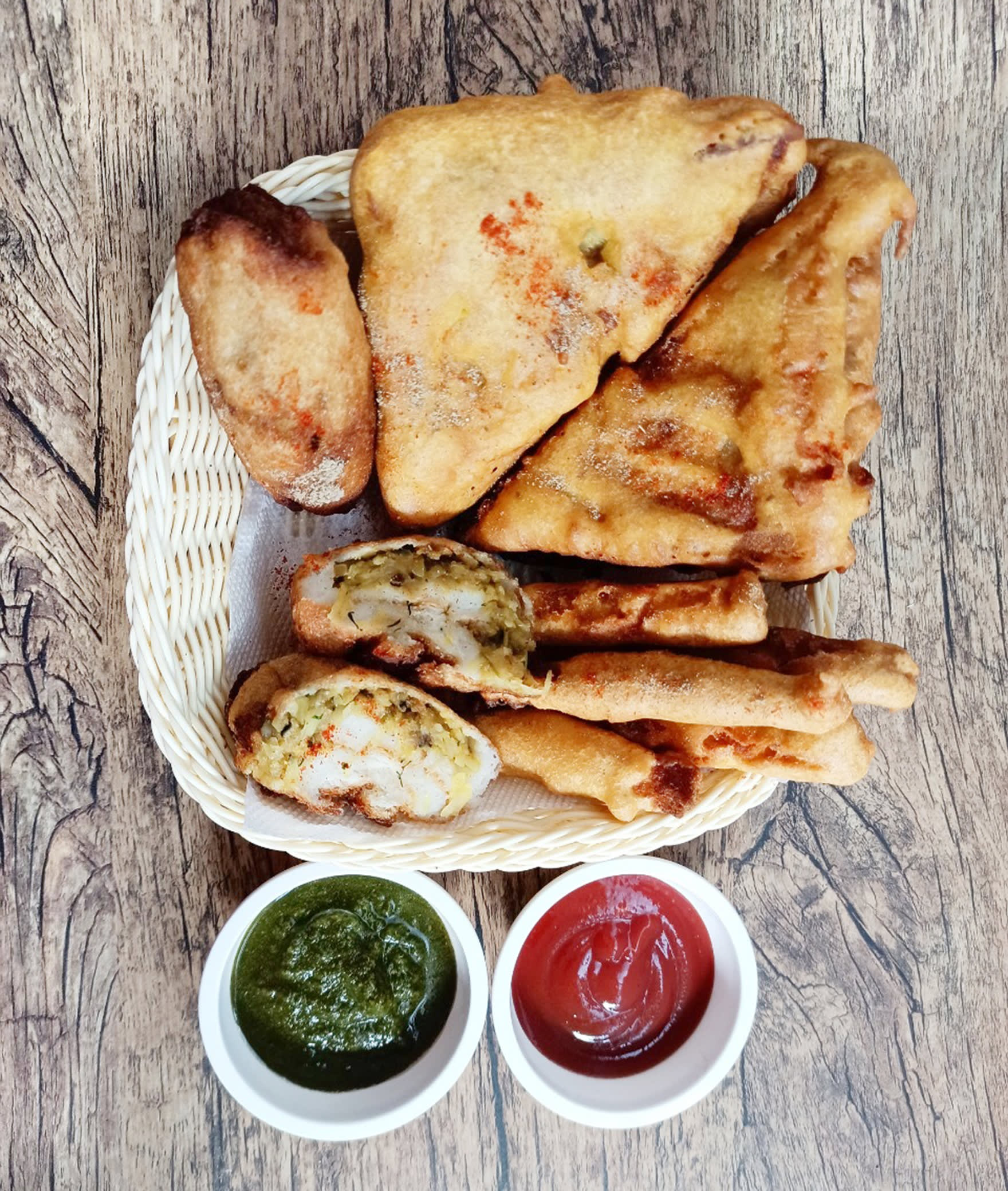 Bread Pakoda - Logo