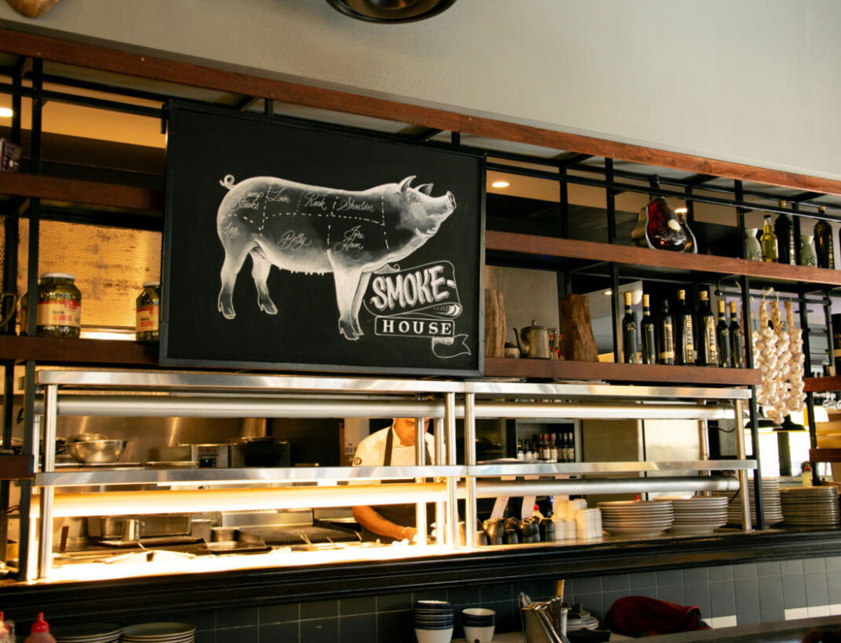 Breslin Bar and Grill - Logo